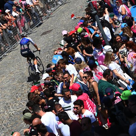 105th Giro d'Italia 2022 - Stage 14