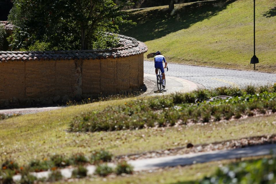 Tour Colombia - persconferentie & training