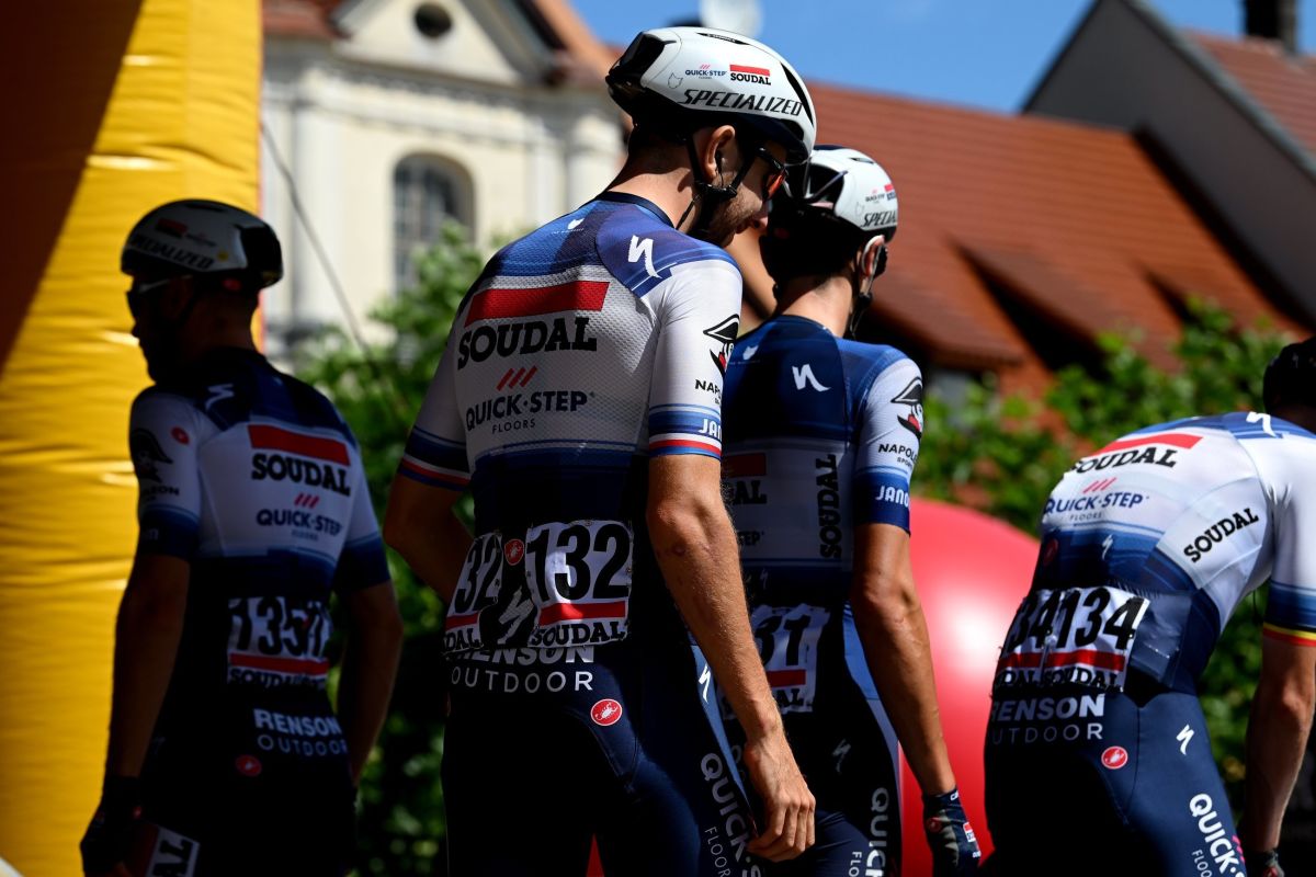 Quick step floors shop cycling team 2019