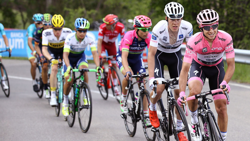 2016 Best Moments: Jungels takes maglia rosa after Brambilla’s sacrifice