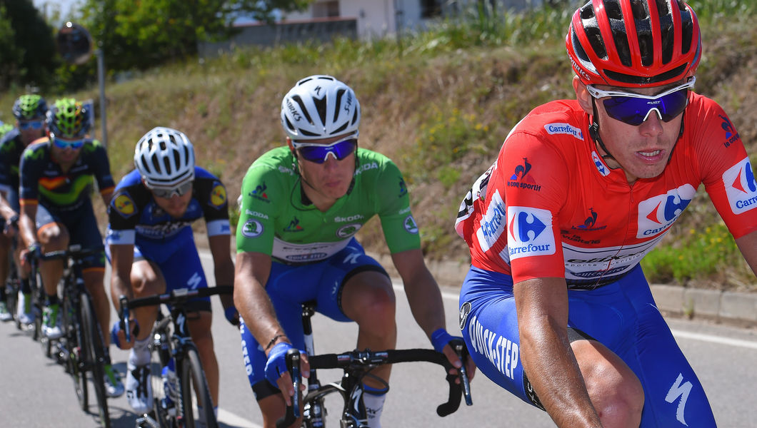 Vuelta a España: David De La Cruz honors the red jersey on Lagos de Covadonga