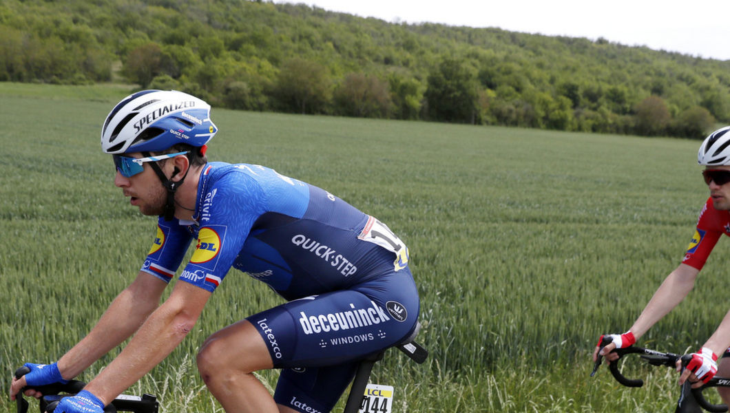 Deceuninck – Quick-Step celebrate World Bicycle Day in Dauphiné breakaway