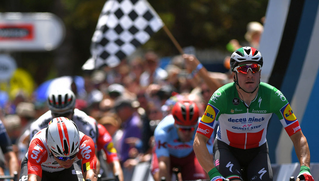 Elia Viviani wint Cadel Evans Great Ocean Road Race