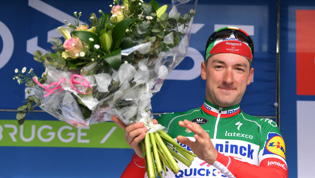 Viviani on the podium in Driedaagse Brugge-De Panne