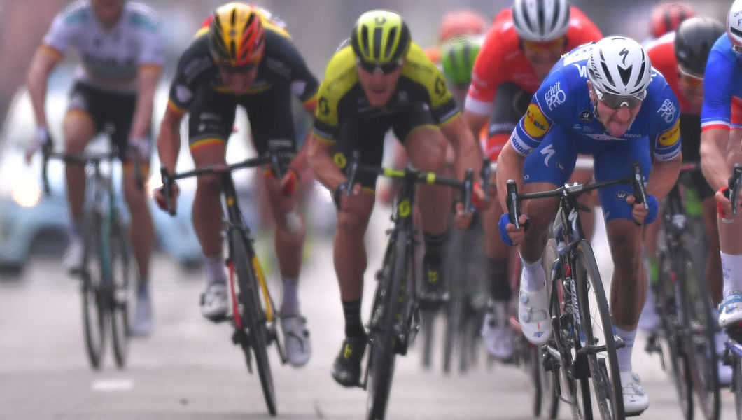 Elia Viviani pakt tweede plek in Gent-Wevelgem