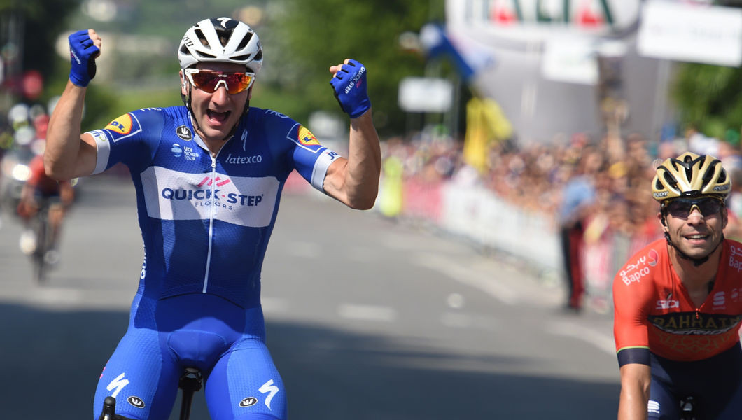 Outstanding Elia Viviani wins Italian road title