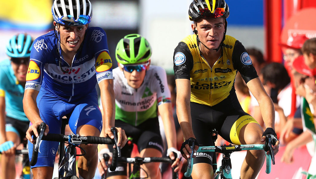 Vuelta a España: Mas gains a place after frantic day