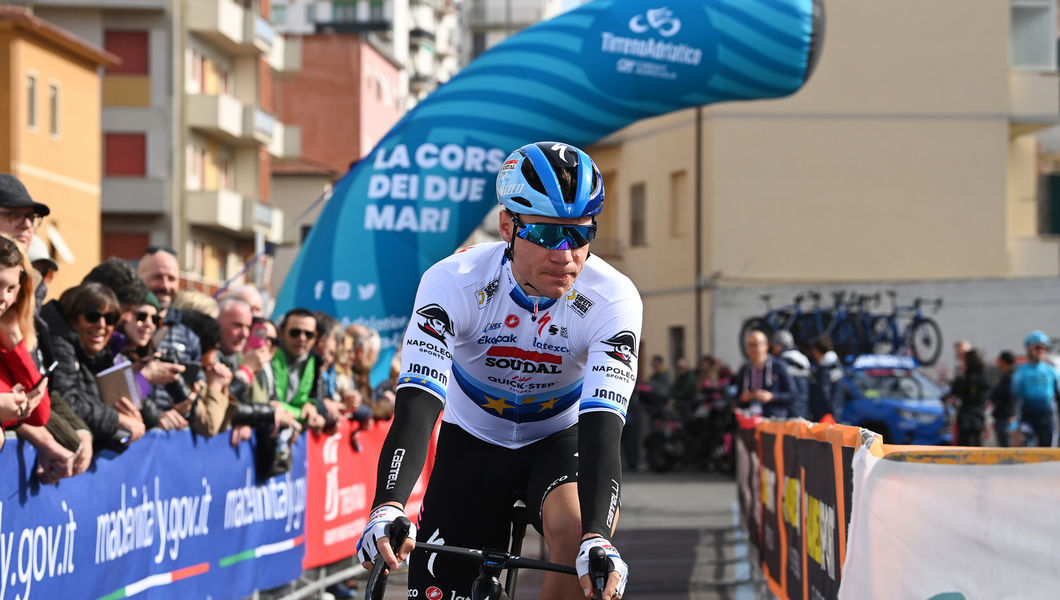 Tirreno-Adriatico: Top 10 for Jakobsen in Foligno