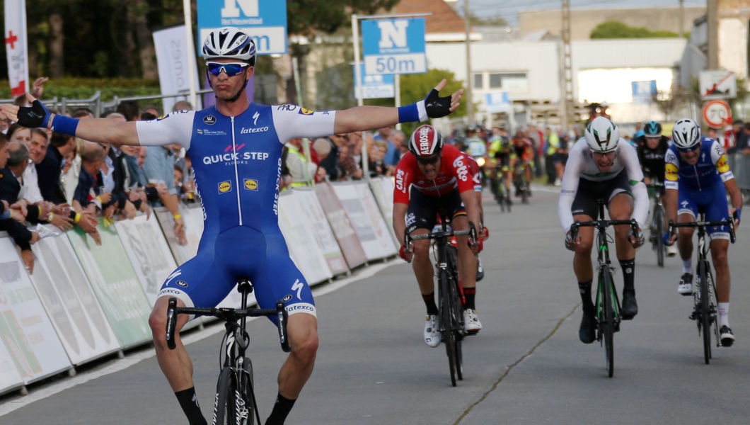 Iljo Keisse wint Textielprijs Vichte