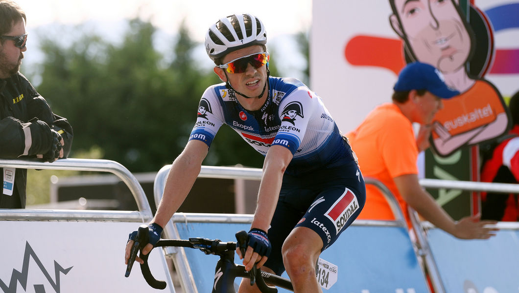 Knox eindigt in top-10 Itzulia Basque Country