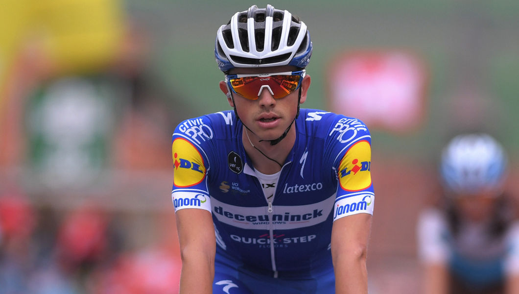 Crash takes Knox out of Tour de Romandie top 10