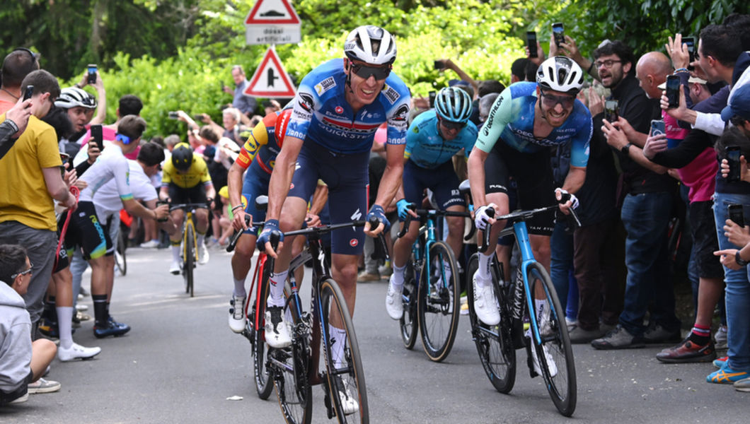 Jan Hirt on the verge of a great result at the Giro d’Italia
