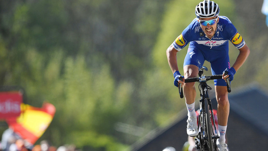 Critérium du Dauphiné: Alaphilippe tweede in hectische sprint