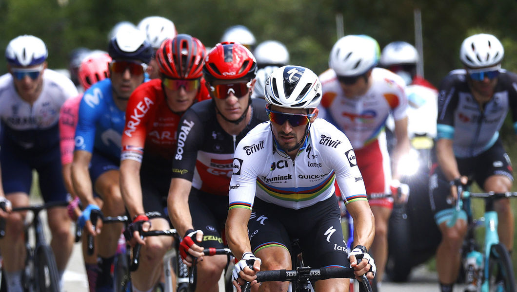 Alaphilippe in the break again at Le Tour