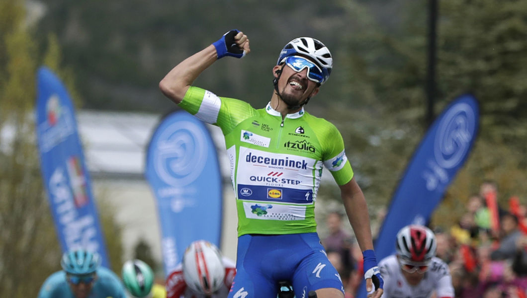 Alaphilippe snelt naar zege in Vuelta al Pais Vasco