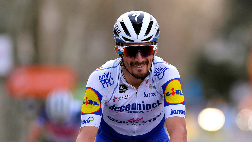 Parijs-Nice: Alaphilippe klimt in klassement