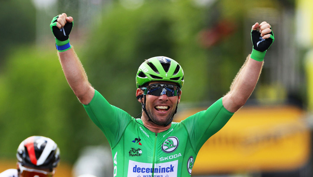 Tour de France: Number 32 in Châteauroux for Mark Cavendish