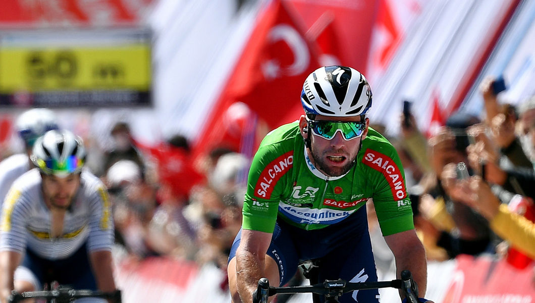 Cavendish keeps Tour of Turkey green jersey