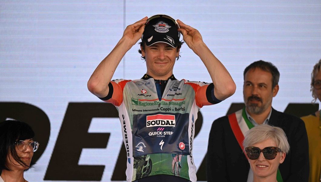 Mauro Schmid wint Coppi e Bartali