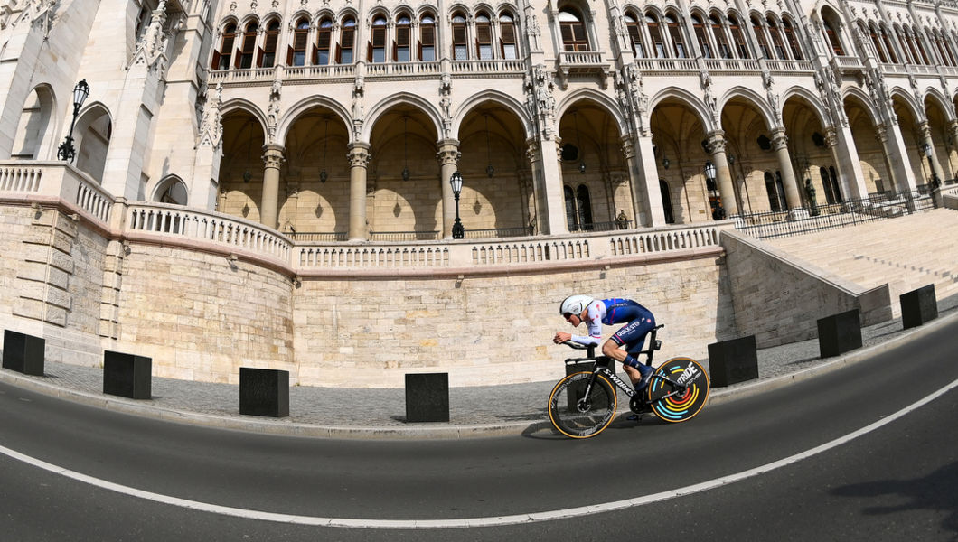 Giro: Schmid in top-10 klassement na solide tijdrit