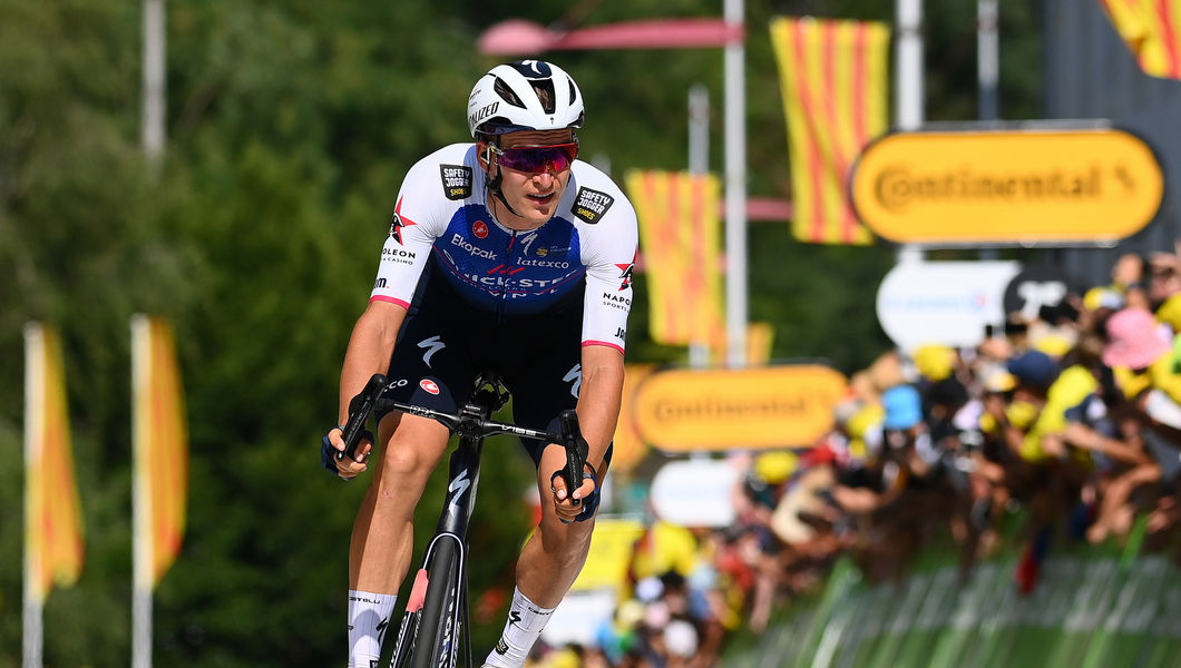 Le Tour enters the Pyrenees