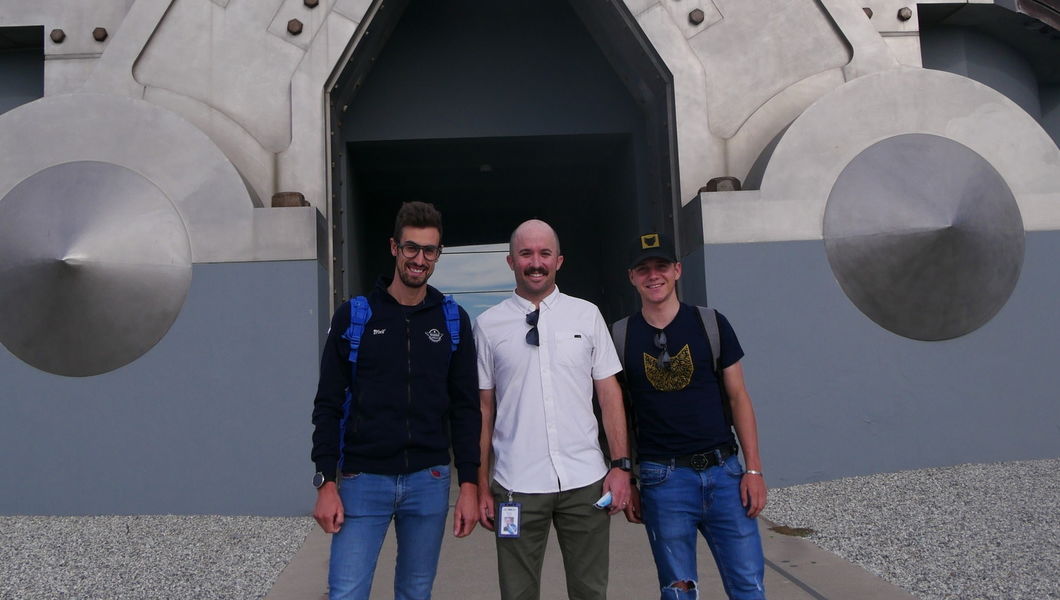 Deceuninck – Quick-Step visit the Oakley HQ