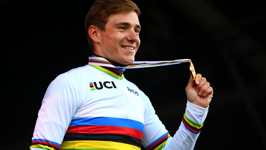 Evenepoel to debut rainbow jersey in Belgium