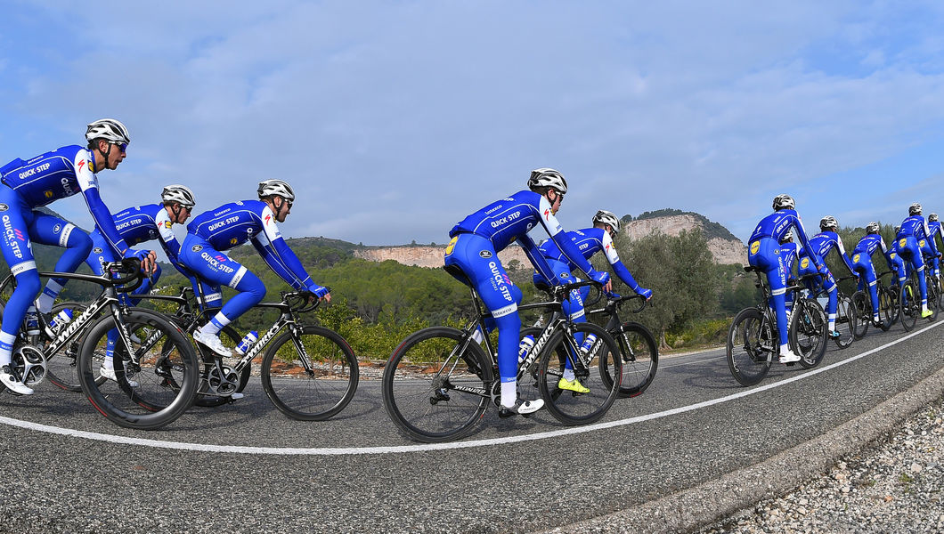 Elia Viviani tekent voor Quick-Step Floors