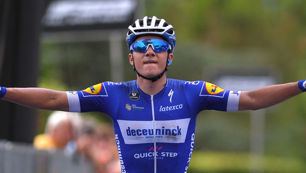 Evenepoel soleert naar zege in Adriatica Ionica