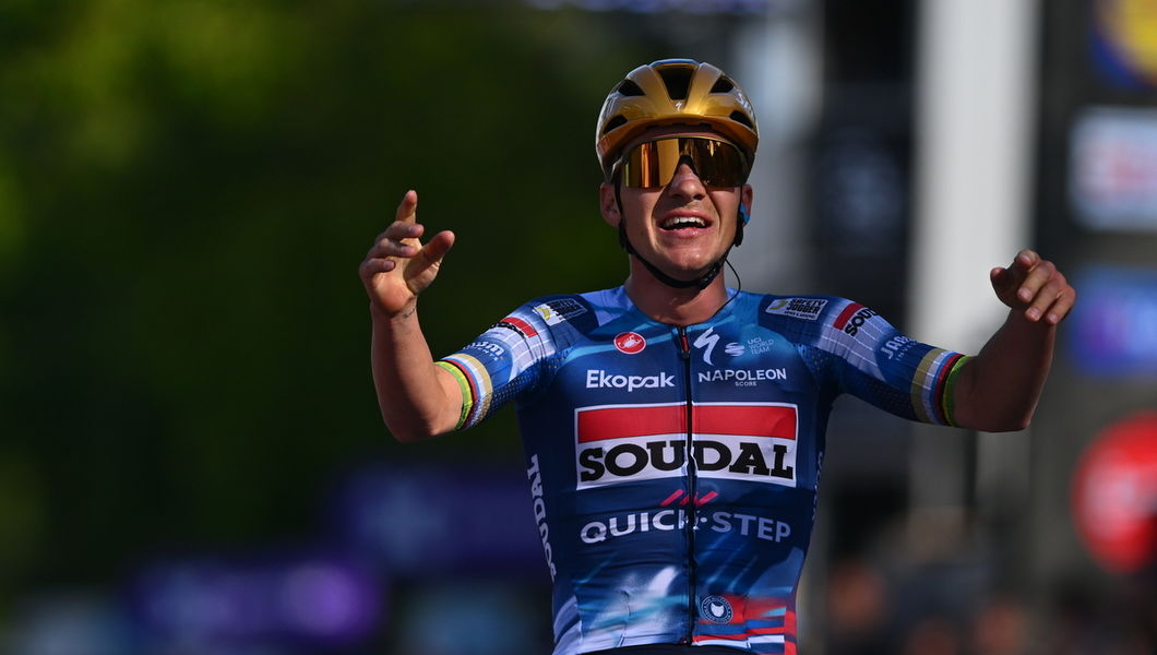 Remco Evenepoel wins Brabantse Pijl