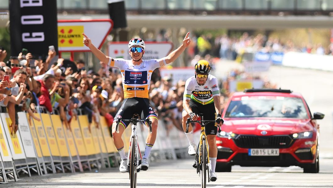 Volta a Catalunya: Evenepoel wint in Barcelona