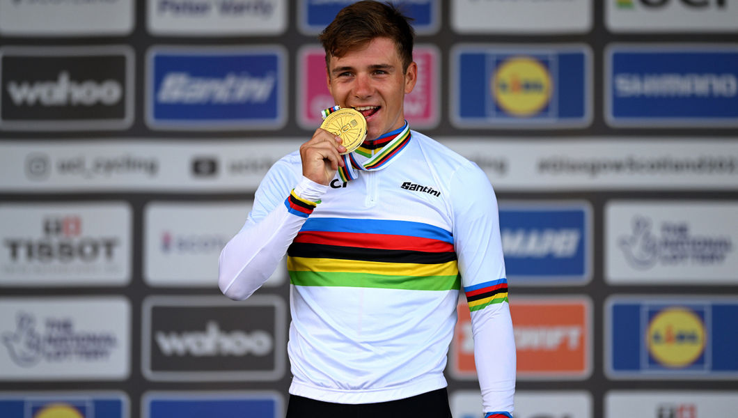 Remco Evenepoel takes gold at ITT Worlds