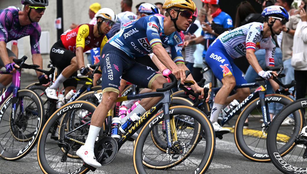 Le Tour: Evenepoel in the thick of the action