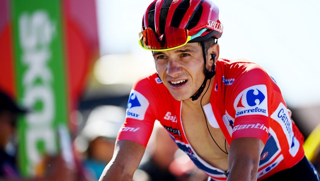 Evenepoel carries La Roja into Vuelta final week