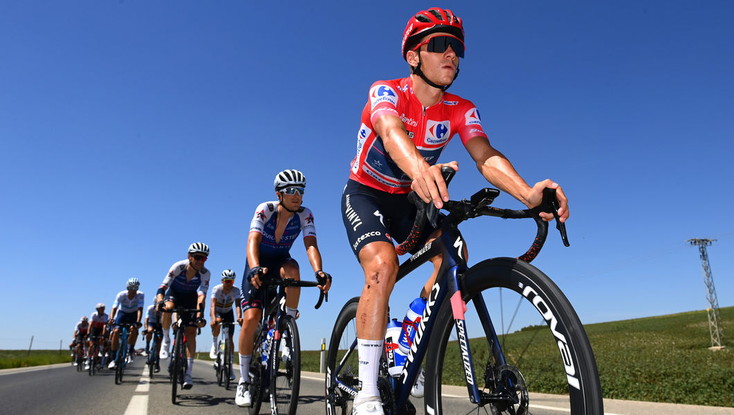Vuelta a España: Evenepoel keeps the red jersey