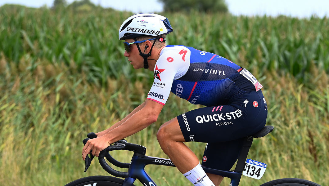 Vuelta a España: Evenepoel enters the top 10