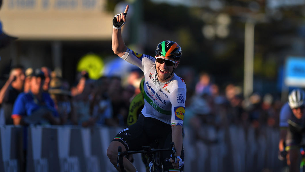 Sam Bennett wint Race Torquay