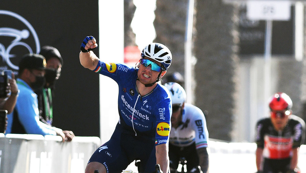 Sam Bennett slaat opnieuw toe in UAE Tour