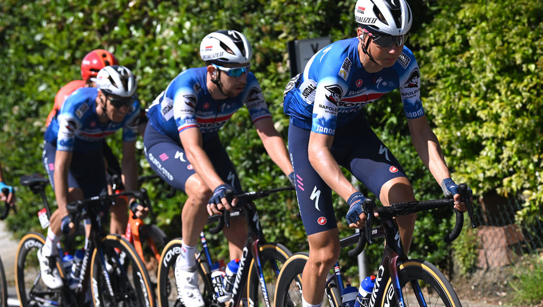 Breakaway surprises Giro peloton in Lucca