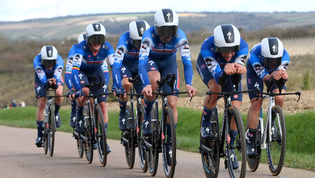 Soudal Quick-Step produces strong Paris-Nice TTT