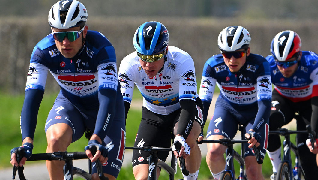 No luck for Jakobsen in Scheldeprijs