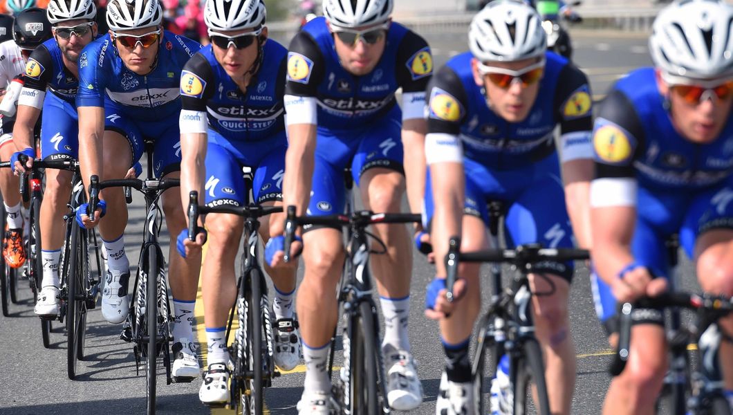 Valpartij ontregeld sprint in Dubai Tour