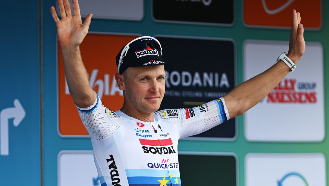Merlier battles the heat to take third in Koolskamp