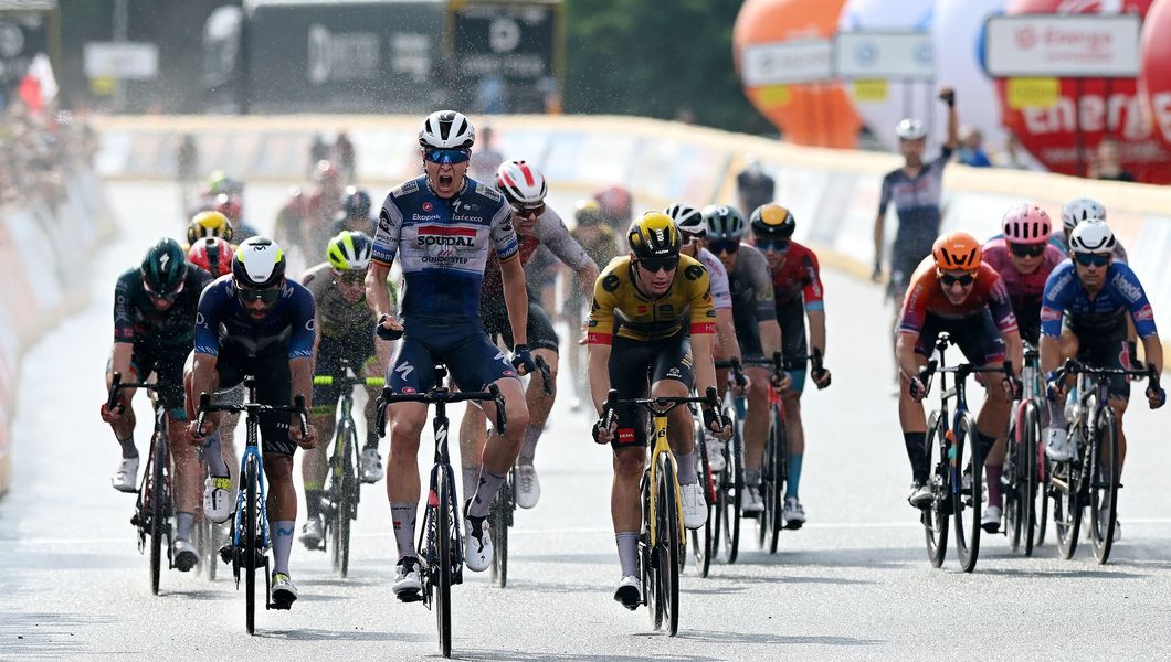 Tour de Pologne: Merlier wins hectic opening stage