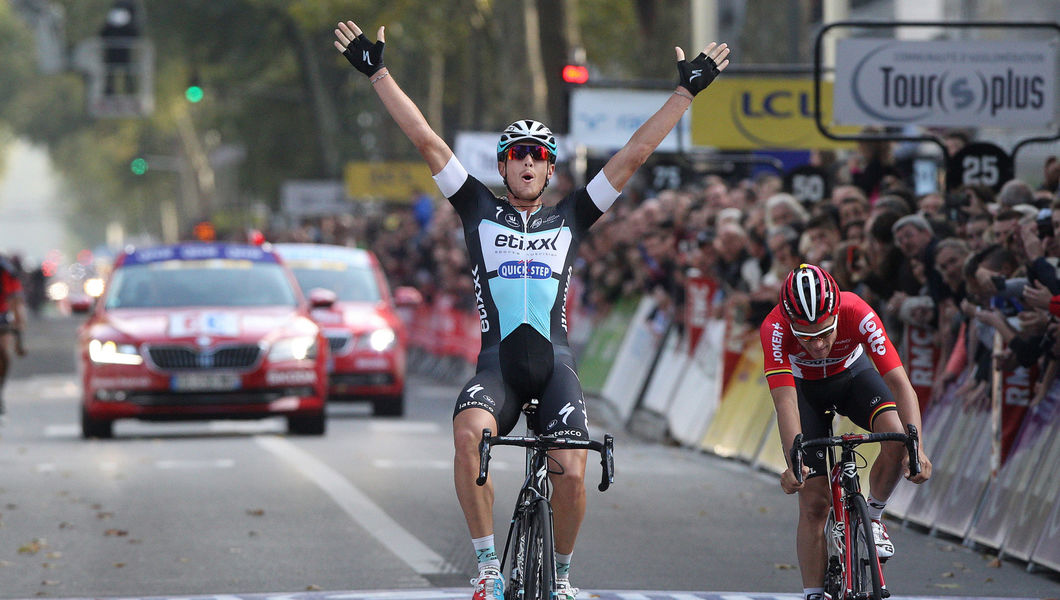 2015 Best Moments: Matteo Trentin schrijft historie in Parijs-Tours!