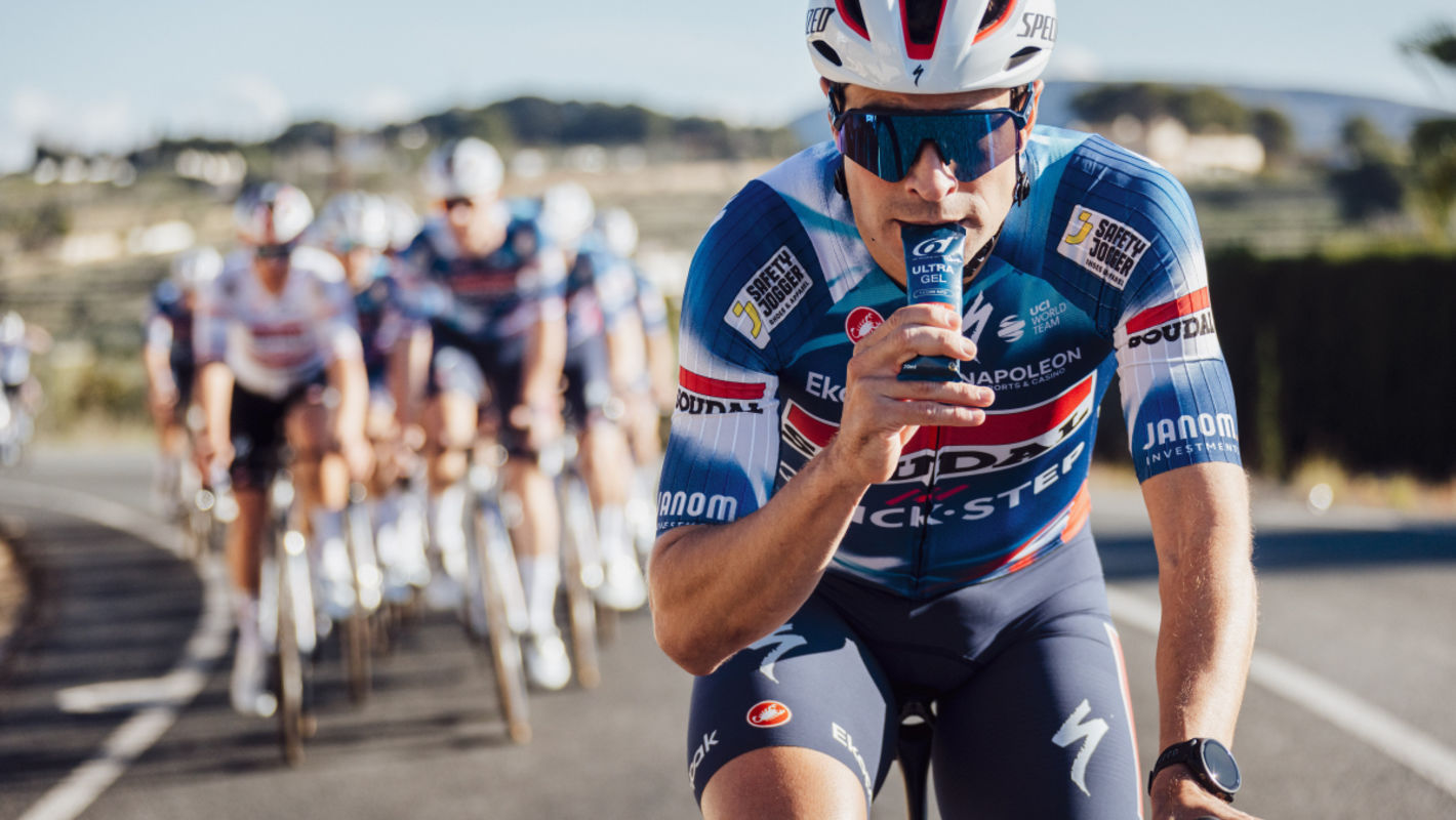 Feeding our ambition: Soudal Quick-Step and 6d Sports Nutrition extend partnership