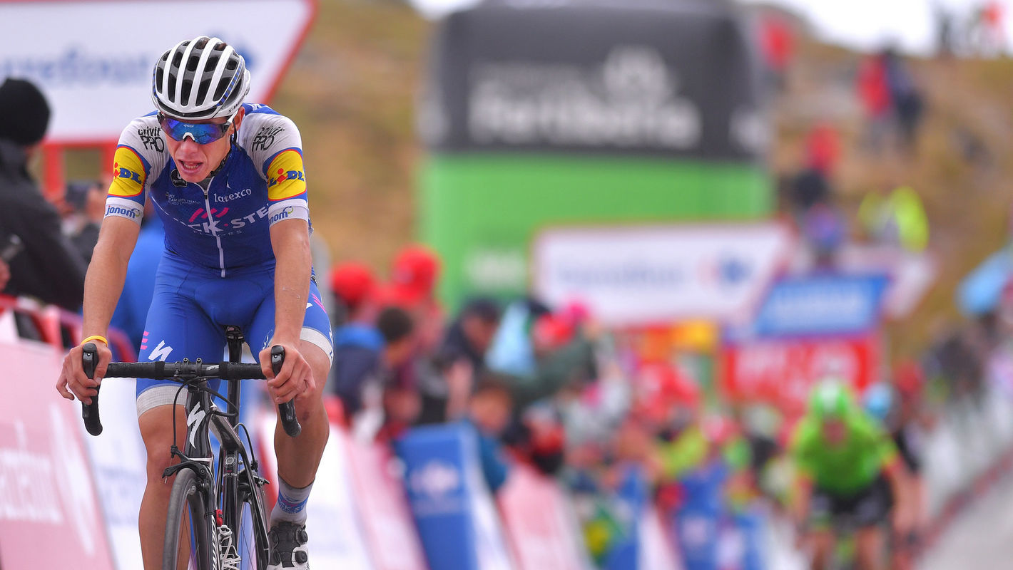 Vuelta a España: De La Cruz schuift op in klassement ondanks pech