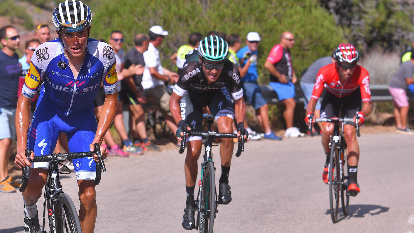 Enric Mas shines on Vuelta a España stage six
