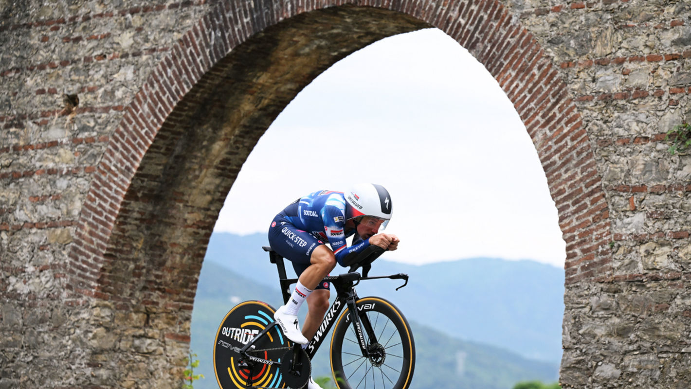 Il Giro: Hayter time trials to first Grand Tour stage podium