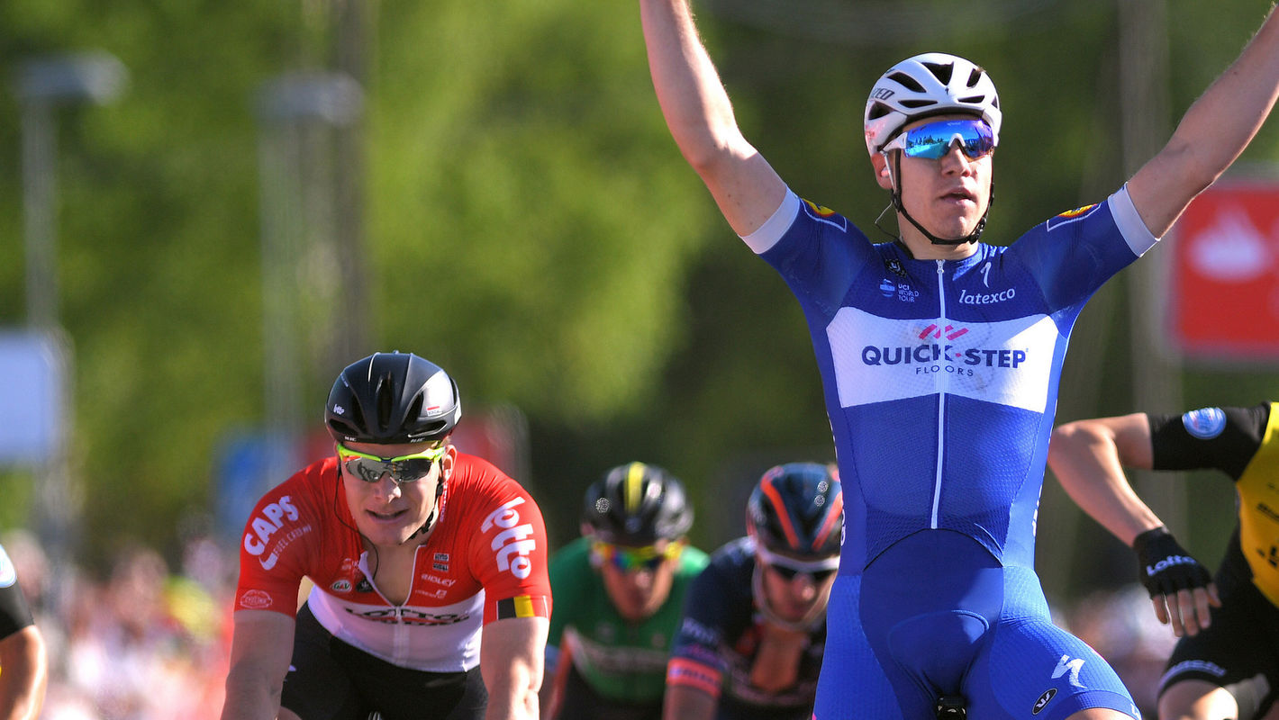 Jakobsen sprint naar zege in openingsrit Tour des Fjords